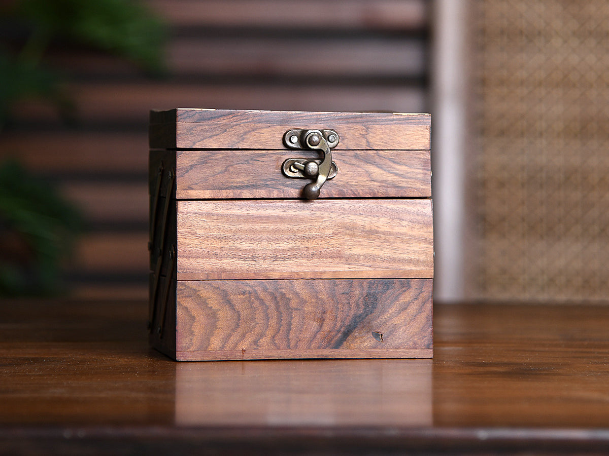 Fancy Design Wooden Jewel Storage Box