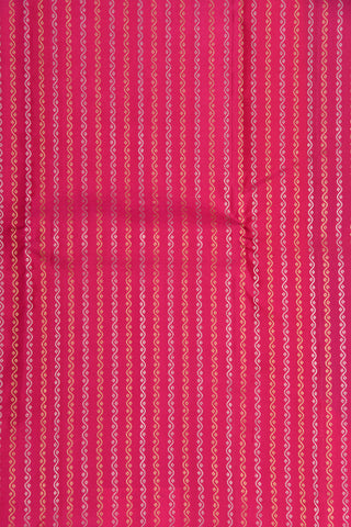 Gold And Silver Zari Zig Zag Pattern Magenta Kanchipuram Silk Saree