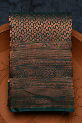 Copper Zari Rudraksh Border With Diamond And Floral Buttis Forest Green Kanchipuram Silk Saree