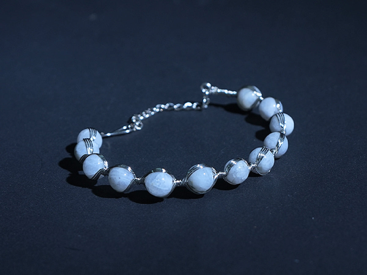 Unisex Moonstone Crystal Healing Bracelet