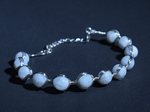 Unisex Moonstone Crystal Healing Bracelet