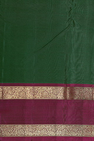 Contrast Rettai Pettu Border In Plain Leaf Green Kanchipuram Silk Saree