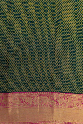 Contrast Animal Zari Border In Brocade Forest Green Kanchipuram Silk Saree