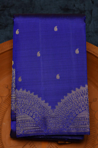 Half Circle Turning Border With Paisley Buttis Navy Blue Kanchipuram Silk Saree