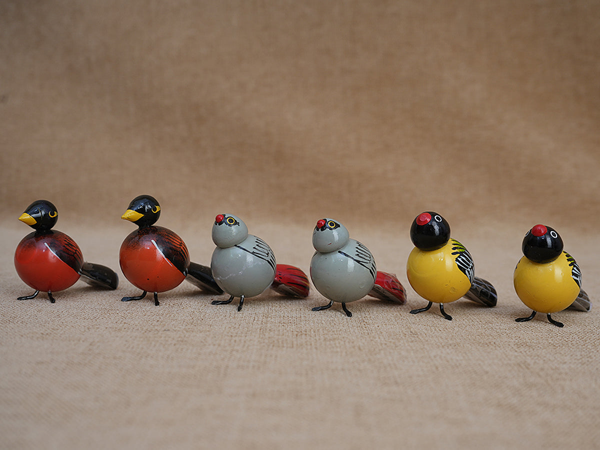 Set Of 6 Handicraft Wooden Mini Birds For Decor