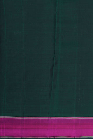 Contrast Border With Jacquard Checks Leaf Green Kanchipuram Silk Saree