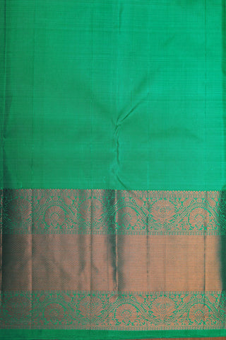 Big Floral Border With Traditional Butta Green Kanchipuram Silk Saree