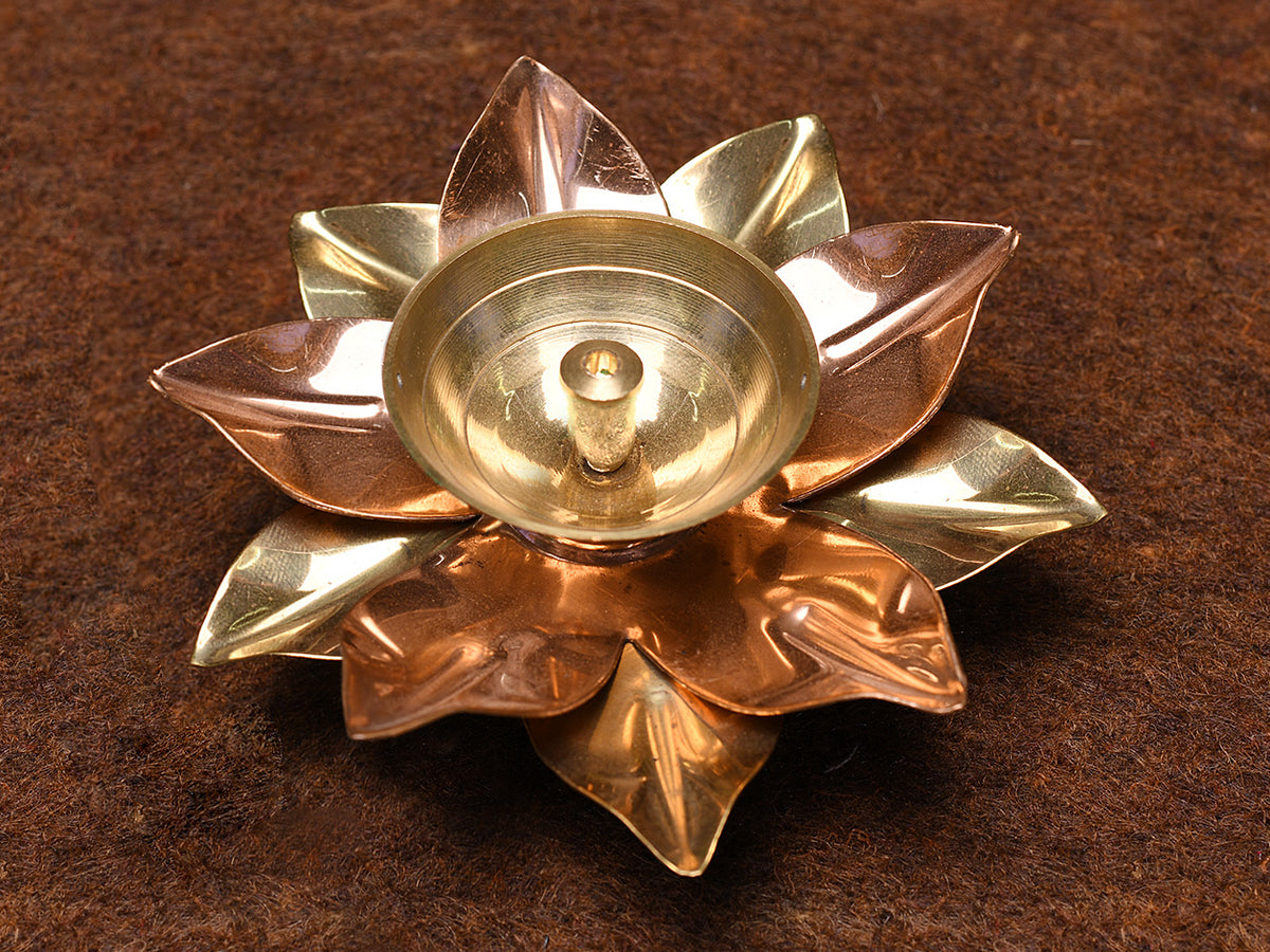 Brass And Copper Lotus Design Oil Lamp