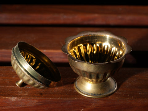 Set Of 2 Traditional Brass Manjal Kumkumam Chimizh