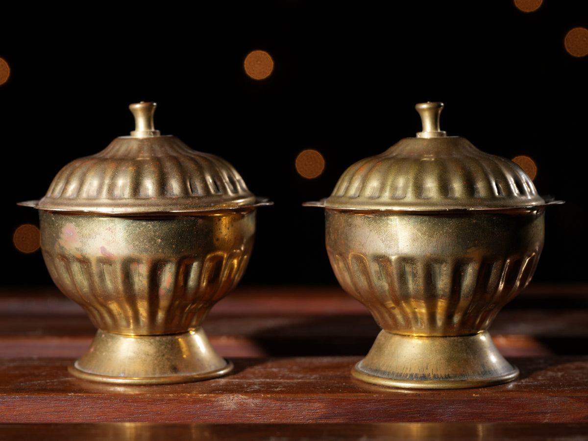 Set Of 2 Traditional Brass Manjal Kumkumam Chimizh