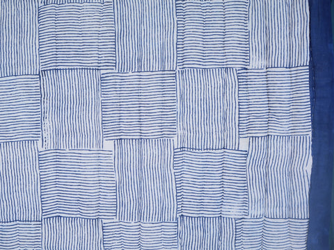 Allover Blue Line Printed White Cotton Single Quilt