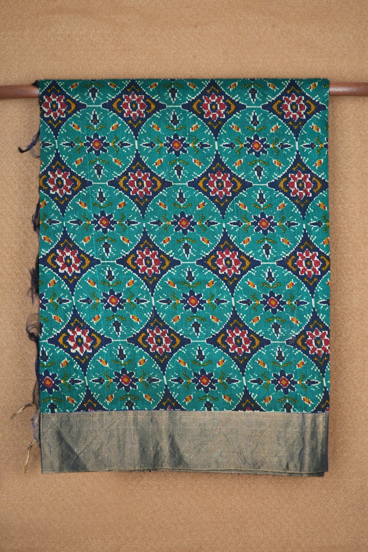 Allover Design Peacock Green Jute Saree