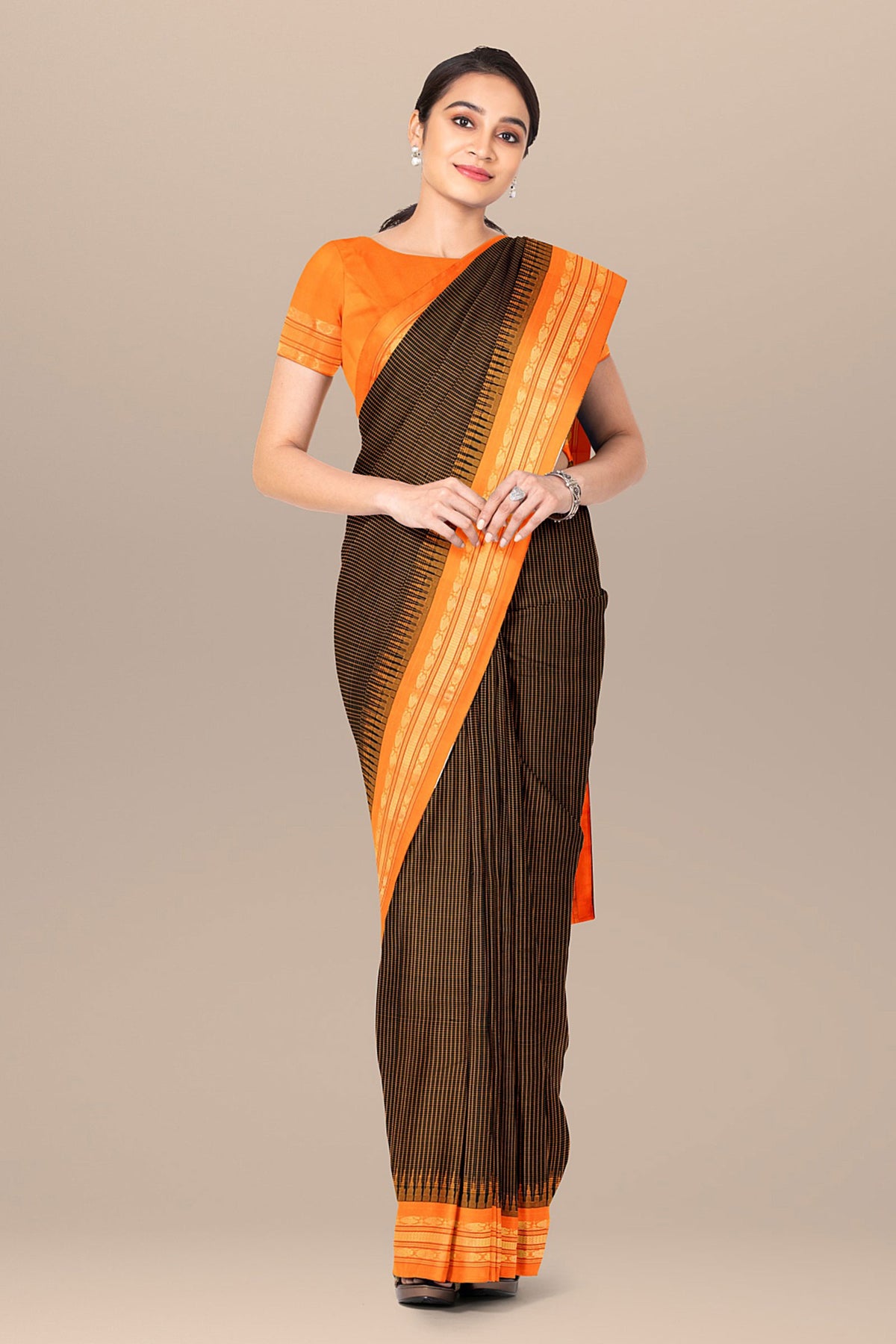 Contrast Zari Border In Checks Black Gadwal Silk Saree