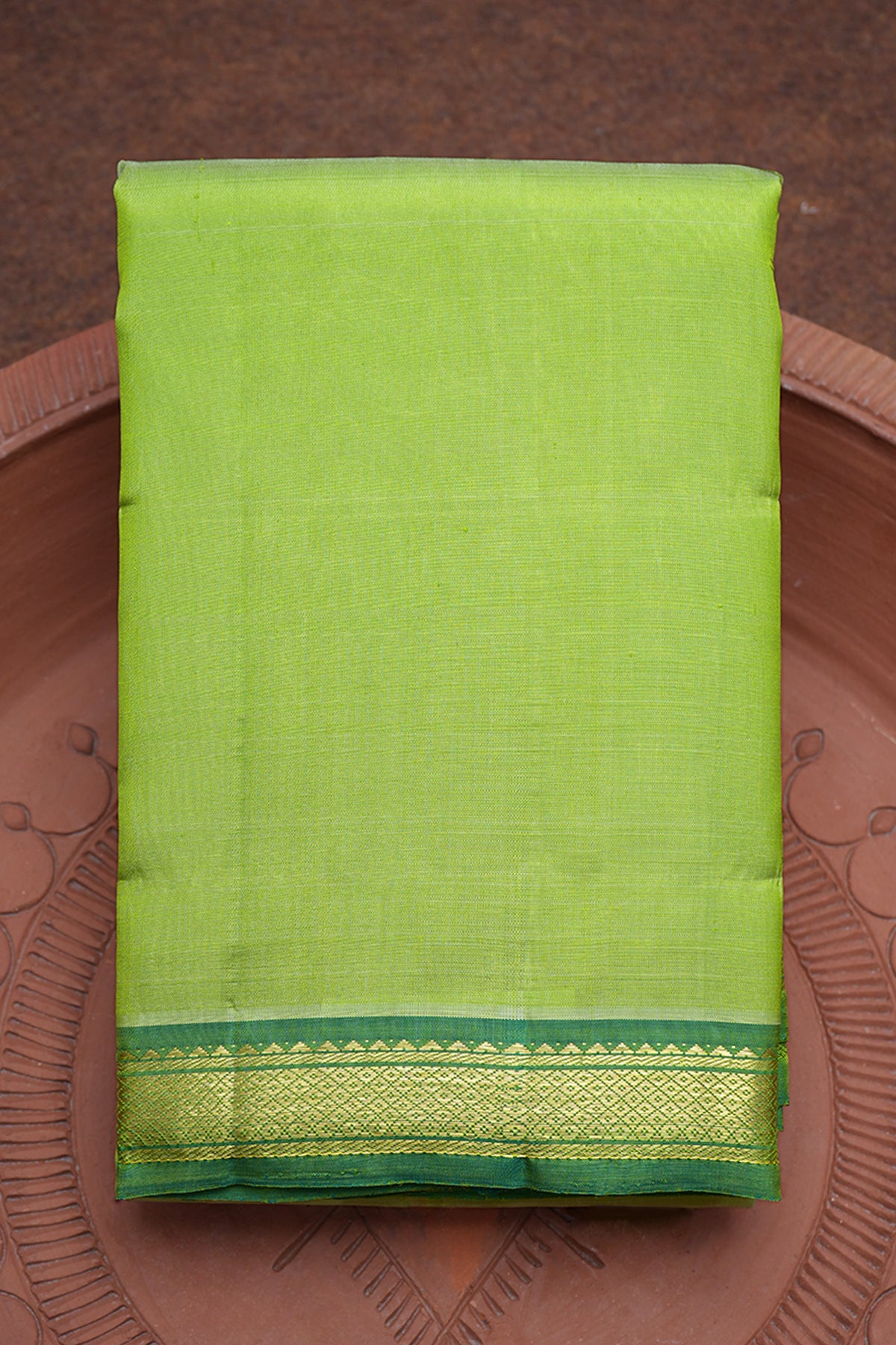 Diamond Zari Border Plain Light Green Kanchipuram Silk Saree