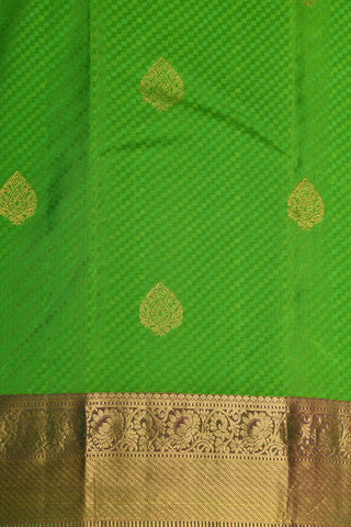 Floral Border With Leaf Design Butta Parrot Green Kanchipuram Silk Saree