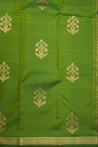 Floral Zari Motifs Fern Green Kanchipuram Silk Saree