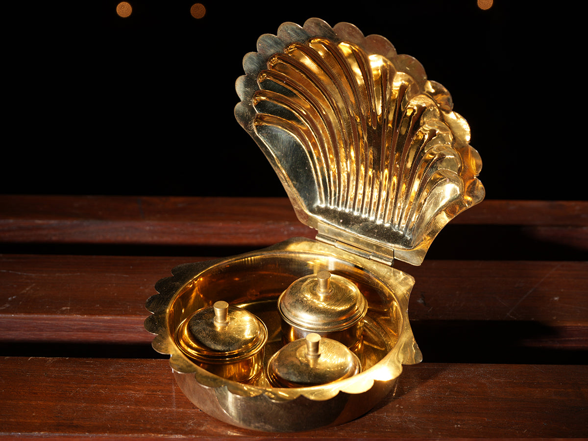 Shell Design Brass Manjal Kumkumam Set