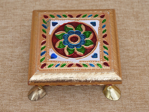 Fancy Floral Design Wooden Pooja Stand