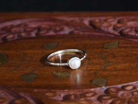 Pure Silver Pearl Ring