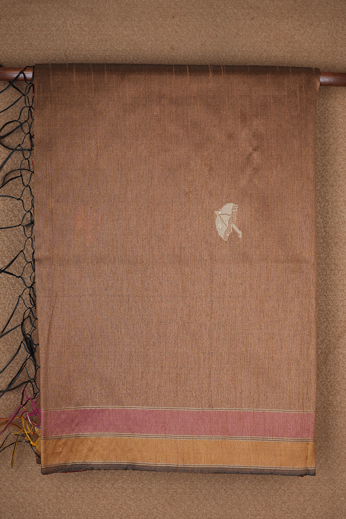 Umberlla Threadwork Motifs Cocoa Brown Semi Jute Saree