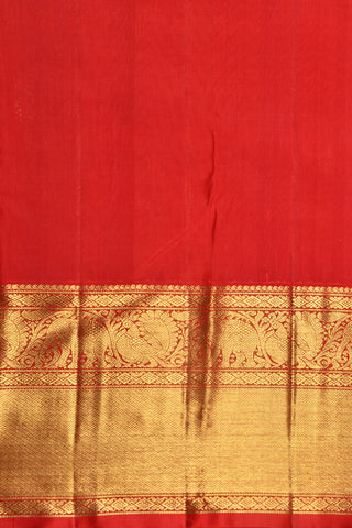 Contrast Big Border Yazhi Motif In Ogee Design Off White Kanchipuram Silk Saree